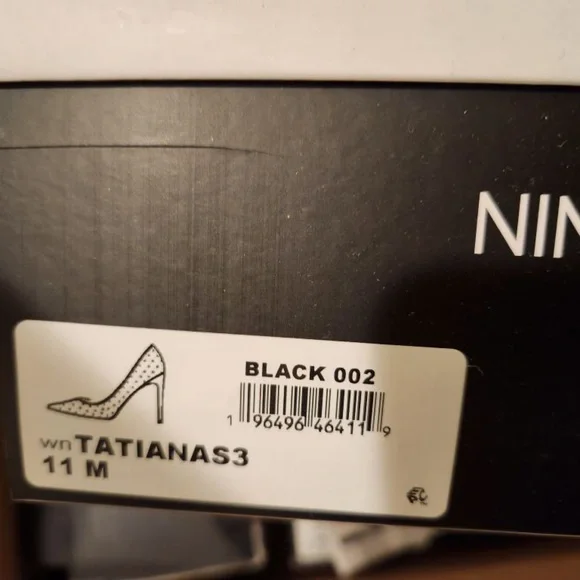 Black Studded Pumps NIB NWT - Picture 3 of 4